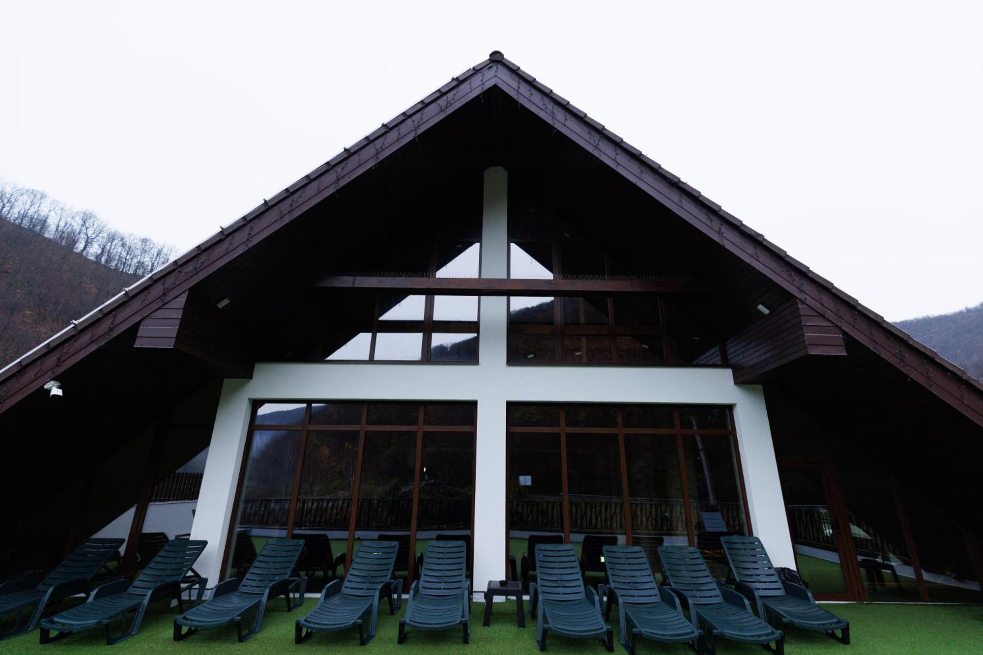 Hotel Nedei Hotel&spa Transalpina 3*